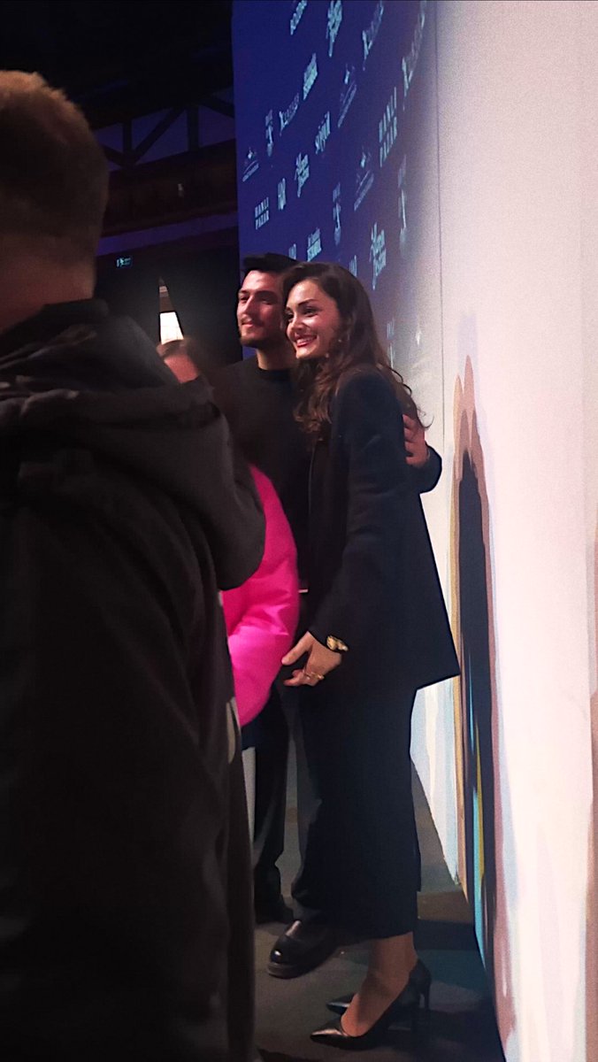 yıldız yatağından kalkar bu aşkı duysa..