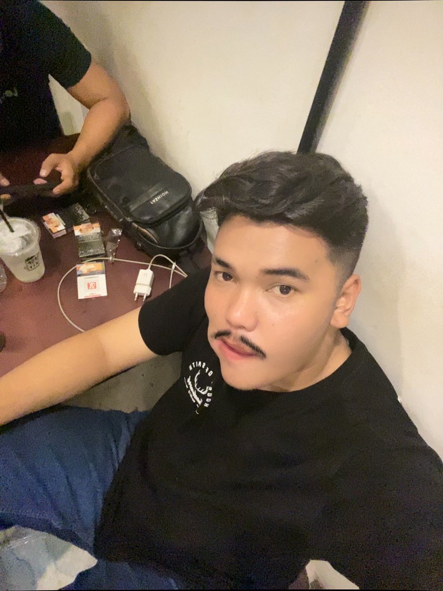 muka masih babyface gini udah disuruh nikah aje busettt