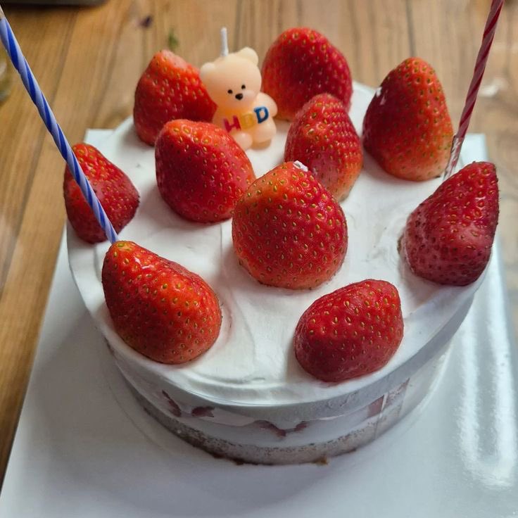Soobiv's tweet photo. @GYUPROJECTS 📮 to @imingyukim 𓍢ִ໋🎂 ༘ ⋆˚🌷

Happiest birthday, abang mingyu —kecintaan seluruh masyarakat di muka bumi ini tapi yang paling utama dan nomor satu adalah gw! Semoga semakin tampan rupawan, banyak duit, sehat dan bahagia selalu yaa! Muah.

#MingyuGoingTo28 https://t.co/uw7D2zbMes