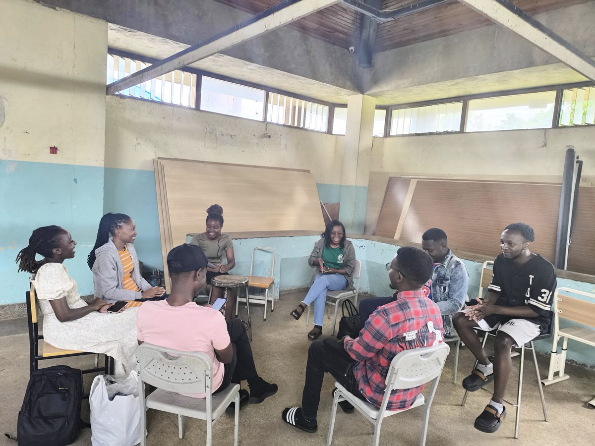 imind_malawi's tweet image. "The most basic and powerful way to connect to another person is to listen. Just listen. Perhaps the most important thing we ever give to each other is our attention."

Rachel Naomi Remen

Today, we appreciate the gift of friendship. 

#youthmentalhealth
#friendship
#MUBAS