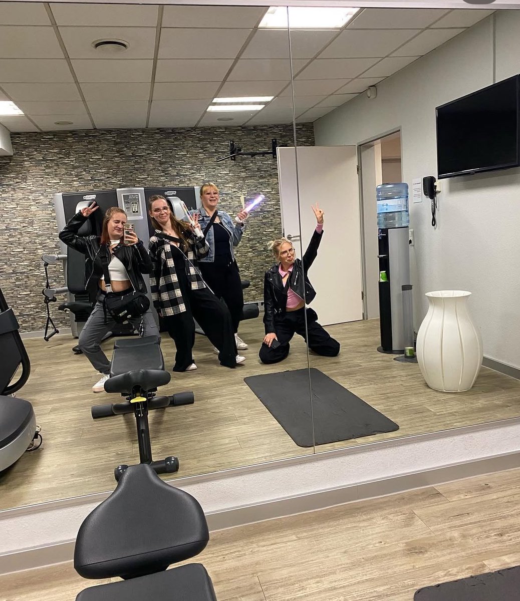 Heute 2 Jahre j line Girls 😍 <a href="/4seokmn/">annika</a> <a href="/soraayz/">Zora 樂✰</a> <a href="/salemscage/">inurelia - do you feel love?</a> 💕