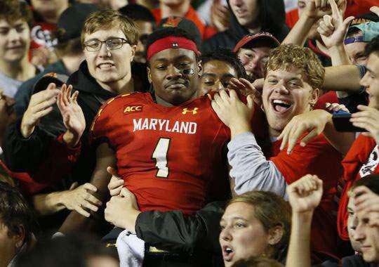 Blessed to receive an offer from The University of Maryland 🐢 <a href="/CoachThomas_14/">Coach Marcus Thomas</a> <a href="/coach_aaron_89/">Aaron 🎭⏳⚃⚄⚅</a> <a href="/JohnGarcia_Jr/">John Garcia, Jr.</a> #AGTG