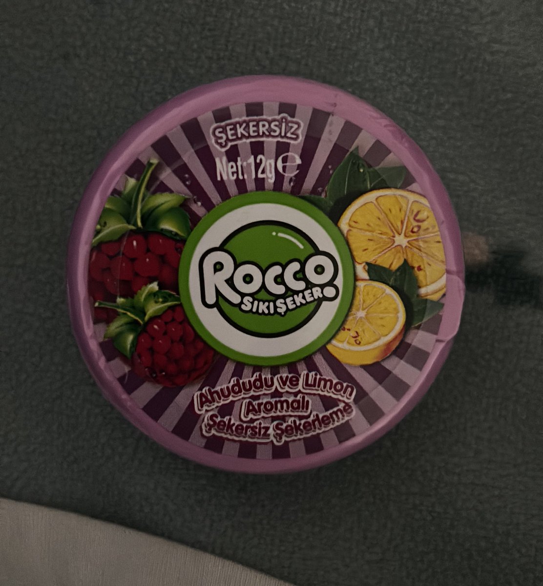 onu ilk gördüğümde zaten tanıyor gibi hissettim