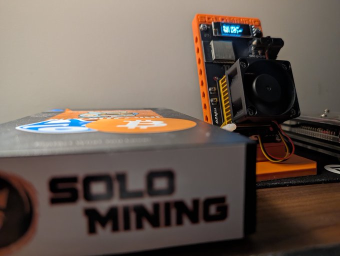 BitAxe: o brinquedo que promete mineração de Bitcoin em casa