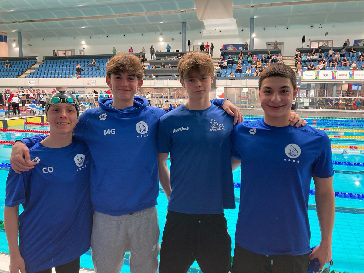 Well done to everyone who raced on Day 1 of Regionals. Some great results across the board—lots of PBs and medals. 🐺