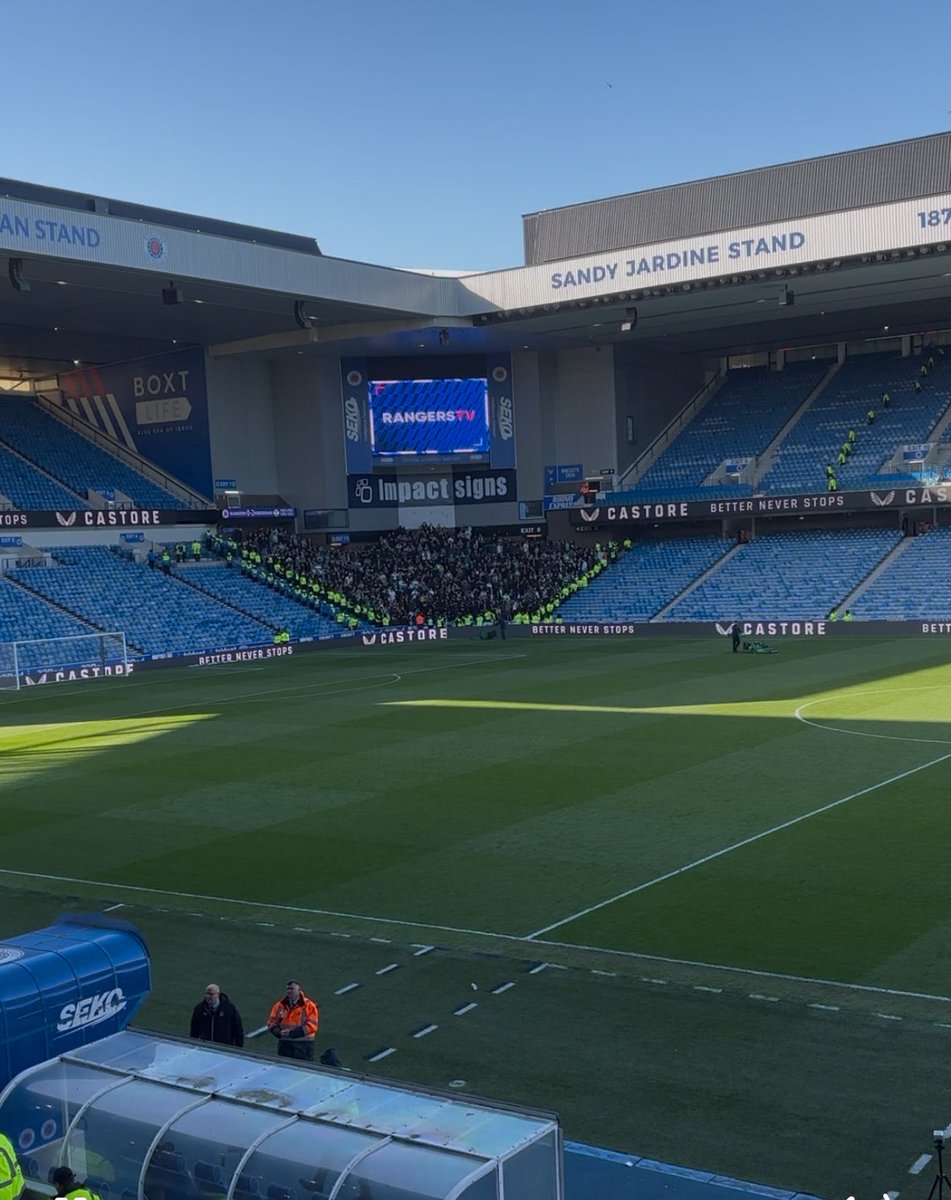 🇳🇬Cliff Pike🏴 (@cliffpike) on Twitter photo Hibees still celebrating in an otherwise empty Ibrox.  Pleasing 😁 Hibees still celebrating in an otherwise empty Ibrox.  Pleasing 😁