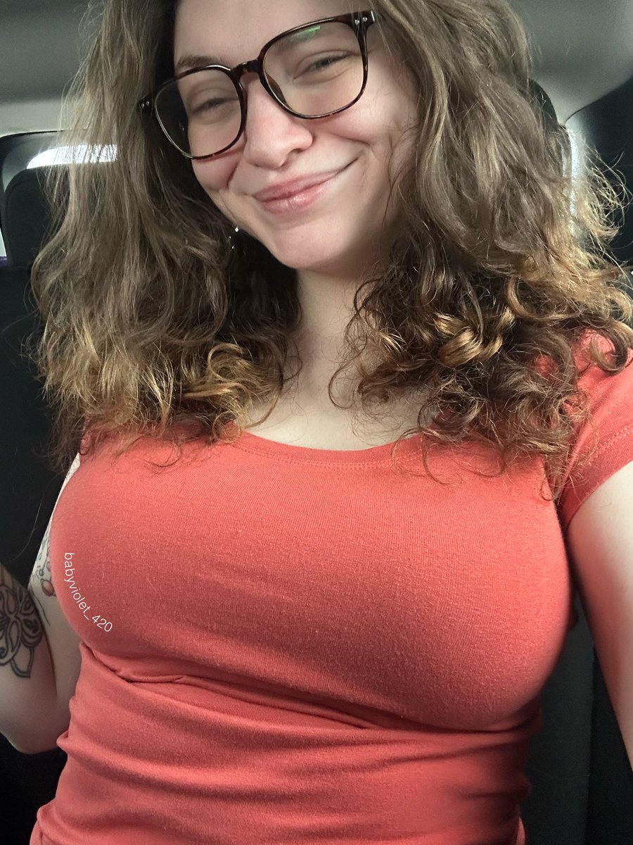 420pigtail's tweet photo. boobies are lookin nice today 🤭😏 https://t.co/0F89zhrmIp