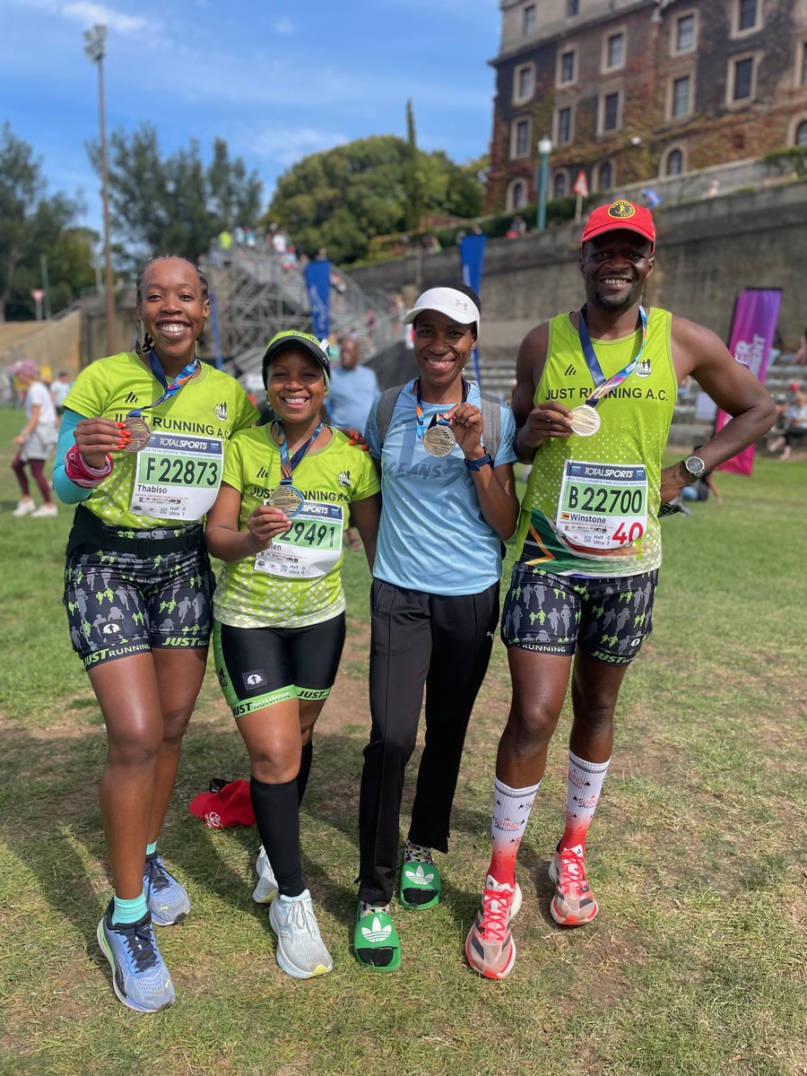 CaThiii_M's tweet image. Girlie ran a PB! 😊❤

2024: 6:05:29
2025: 5:56:22

Congratulations to all the runners who lined up at TTOM today! 😊

#RunningWithSoleAC #TrapnLos
#FetchYourBody2025 #IChoose2BActive #IPaintedMyRun #VitalityActiveRewards