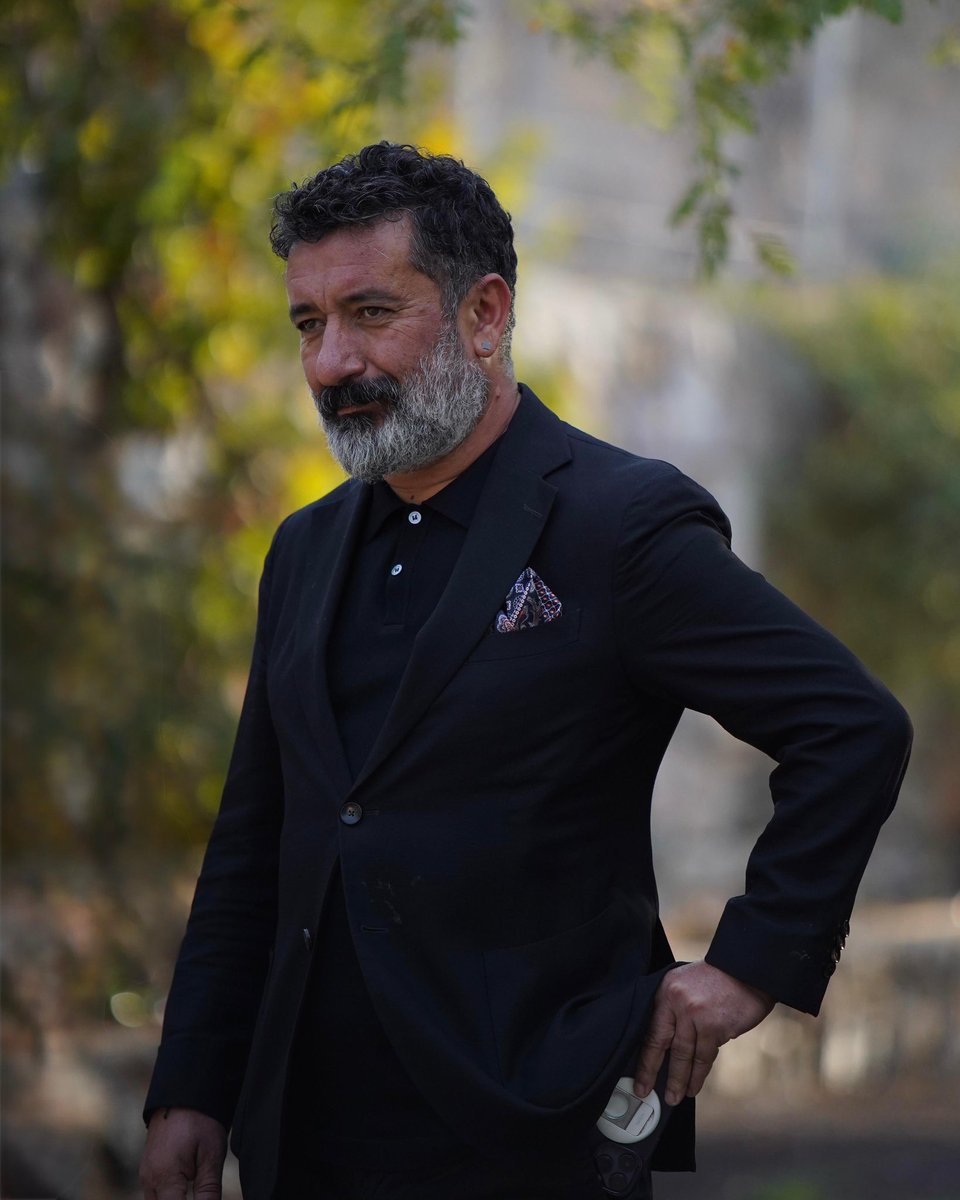 Ömrümün 53. sayfasını açarken geriye dönüp şöyle bir baktım; her çizgi, her yara, her gülümseme beni bugünkü ben yapmış. Kaybettiklerim öğretmiş, kazandıklarım güçlendirmiş... Şükür.

Şimdi önümde yepyeni bir yol uzanıyor; hayallerim, umutlarım ve yaşamak istediklerimle dolu…