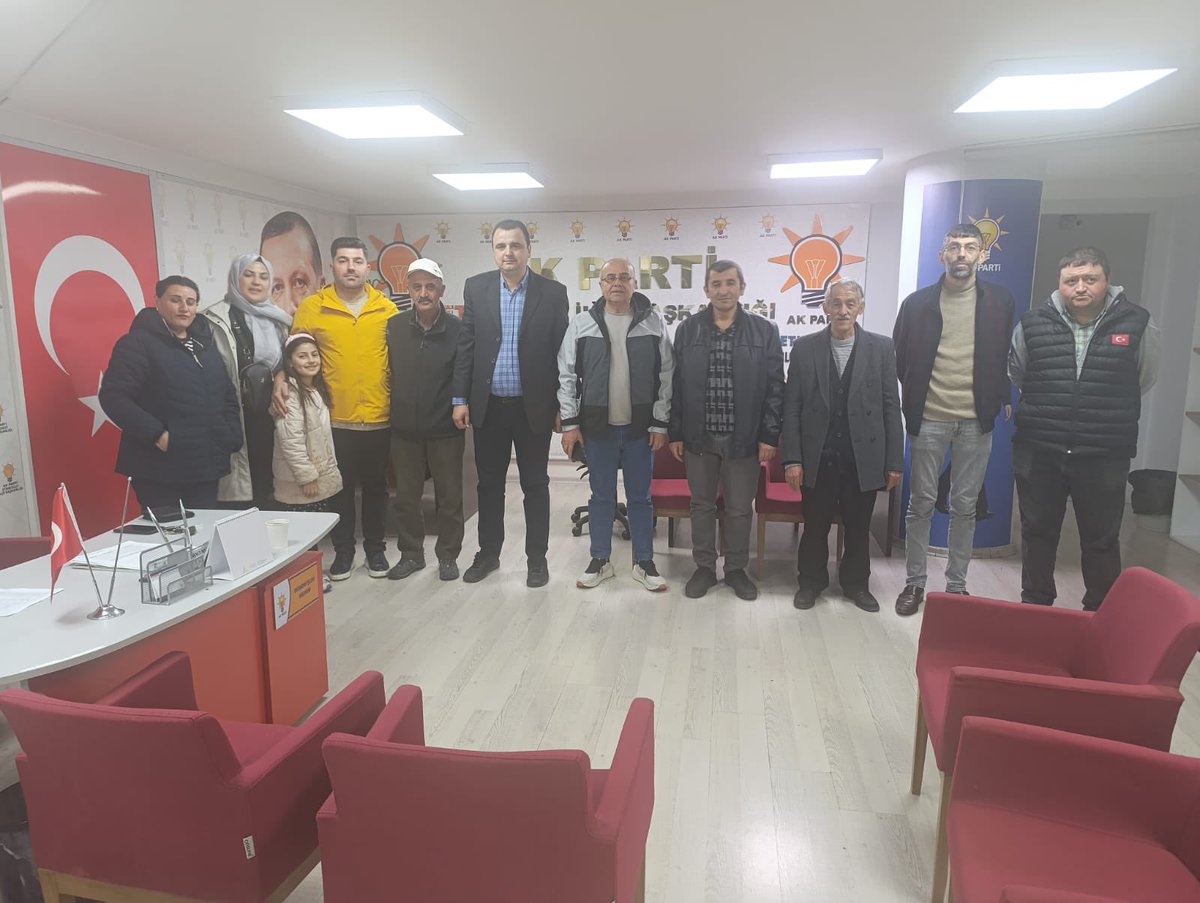 Süvari mahallesi komisyonu haftalık olağan toplantısını Mahalle Başkanımız Sn. <a href="/suysal1818/">Şevket UYSAL</a> başkanlığında, Teşkilat Uzmanımıx Sn. Ekrem KORKMAZ’ın katılımlarıyla gerçekleştirmiştir.

Hayırlara vesile olsun.

<a href="/AkpartiAnkara/">AK Parti Ankara</a> 
<a href="/hakanhanozcan/">Hakan Han ÖZCAN 🇹🇷</a> 
<a href="/NihatN_Koroglu/">Nihat Necati KÖROĞLU 🇹🇷🇵🇸🇦🇿🇵🇰</a> 
<a href="/erhansarigol/">Erhan Sarıgöl</a>