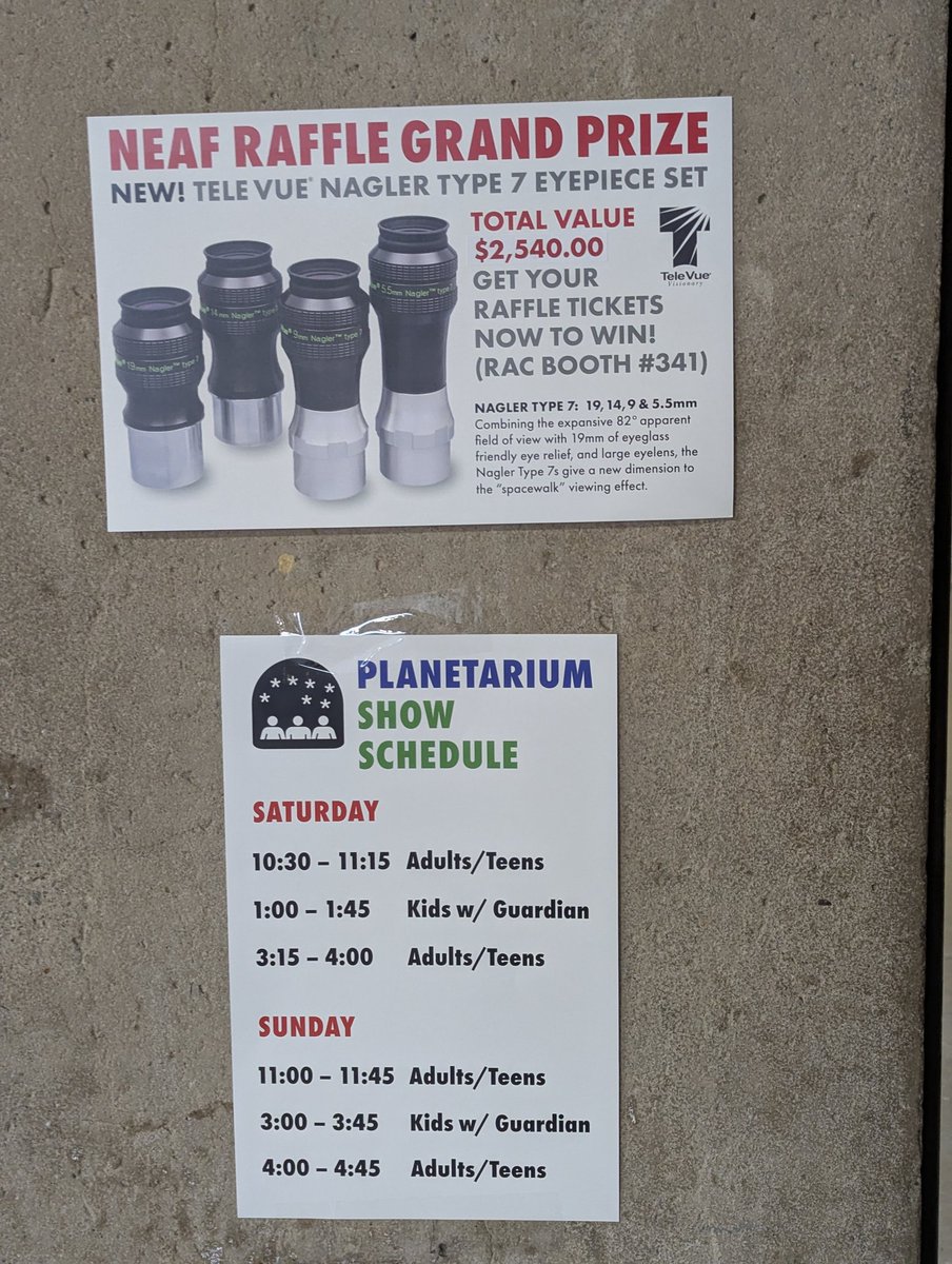 Hey look there's a planetarium show!