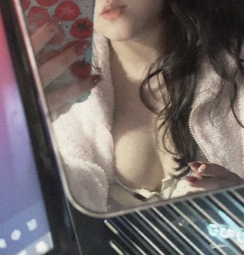 好想释放一下，弟弟帮我一下~~