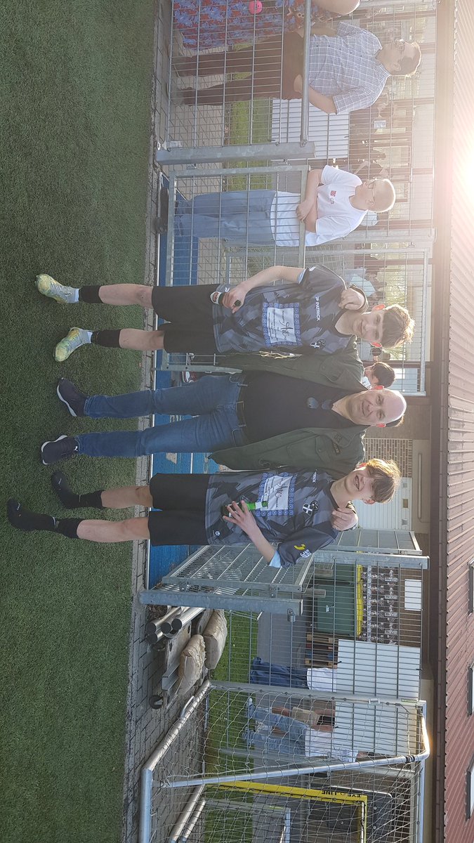 U17 FC Galmaarden terug kampioen⚽️. 2 neefjes in het team. Fier op the boys.