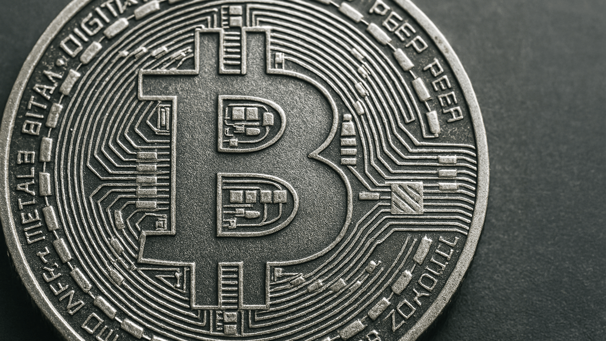 nap_chain's tweet photo. Bitcoin’in Yükseliş Kaderi Bu İki Direnç Bölgesine Bağlı – Detaylar
Bitcoin (BTC) piyasası, fiyatın ikna edici bir şekilde yukarı kırılmadığı bir işlem haftasının ardından konsolidasyon sürecine devam ediyor. Birçok analist varlığın bir sonraki hamlesi üzerine spekülasyon yaparken, ünlü piyasa uzmanı Ali Martinez, kripto paranın boğa koşusunu yeniden başlatmasında kilit rol oynayabilecek iki önemli direnç bölgesi belirledi.