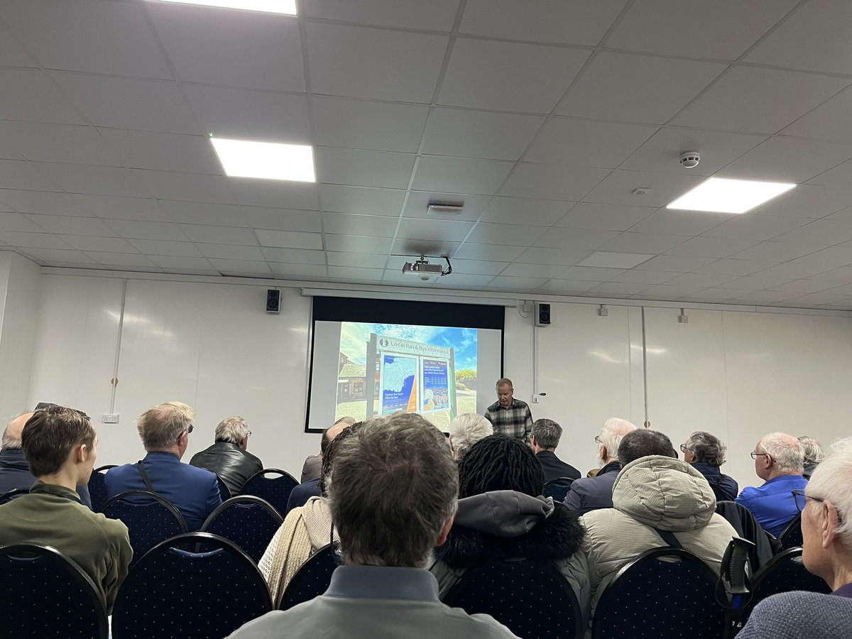 Think my Streetdeck obsession is due a renewal!

Brilliant day out at South East Bus Festival, highlight being the ride on the <a href="/EnsignBusCo/">Ensignbus</a> Streetdeck😍! Also got to hear an informative talk by <a href="/BusAndTrainUser/">BusAndTrainUser</a> on customer experience. 

Distraction over, back to studying!💪📚