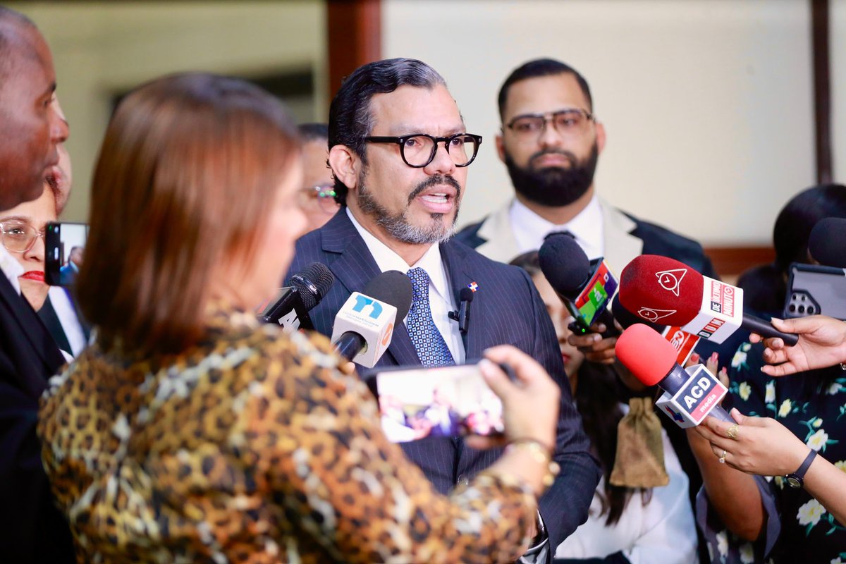 Yohan López tweet media