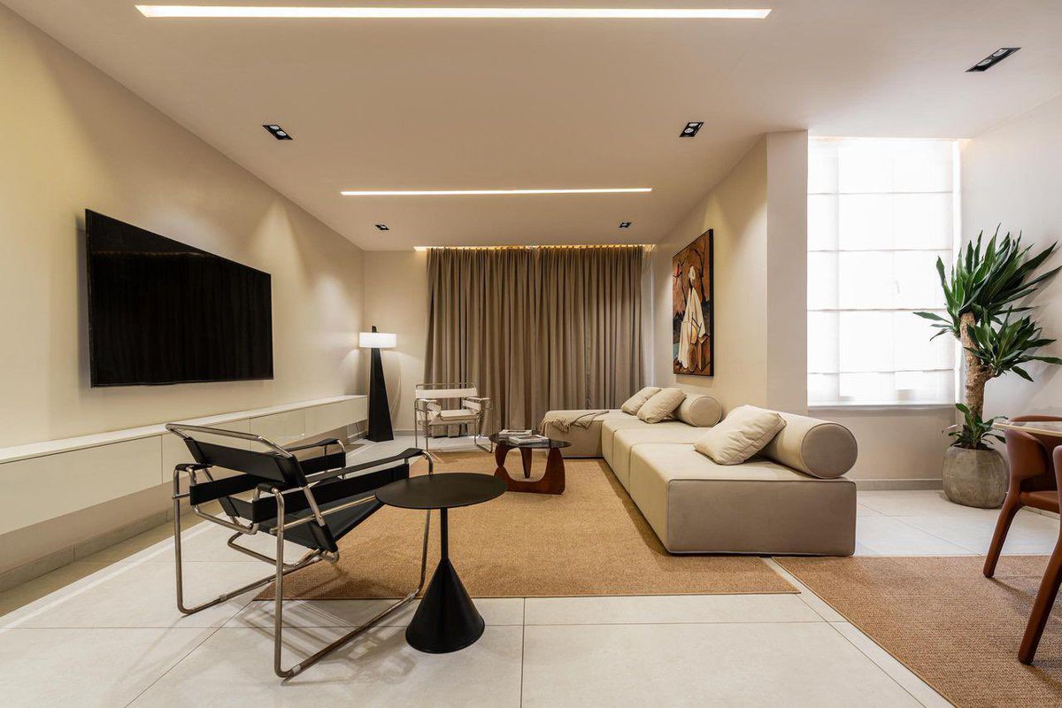fadererah_'s tweet photo. Shortlet!!!

Luxury two bedroom apartment with ps5, balcony, elevator, unlimited WiFi, gym, dining, chef on demand and more in Lekki phase 1. Lagos. 
N190,000 per night. 

Please retweet 🙏🏻 https://t.co/Fp2xvAcWDF