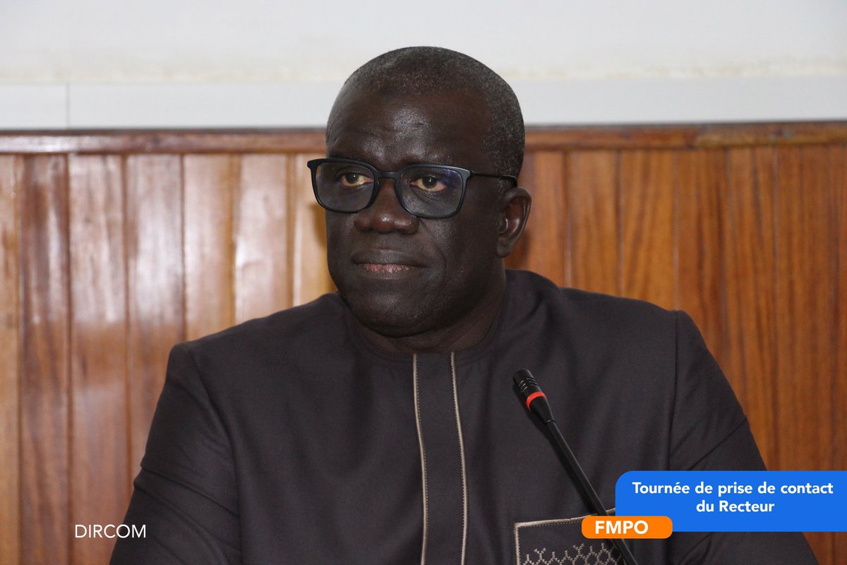 UCAD_Senegal's tweet photo. #PRISE_CONTACT🤝
Pr Alioune Badara KANDJI
Recteur de l’Université Cheikh Anta Diop de Dakar entame une tournée visite de courtoisie et prise de contact au niveau des différents établissements de l’Institution

La 1e étape concernait la #FJSP, la #FMPO, la #FST et la #FASEG

Devant les Doyens, les Assesseurs, les Chefs de département et les différents chefs de service, le Recteur a esquissé sa vision et ses ambitions 

Pr Kandji prône une gouvernance de rupture reposant sur une gestion inclusive et participative

Pour le nouveau Recteur c’est une main qui est tendue à toutes les composantes de l’institution, à toute l’expertise dont regorge l’université pour la réussite de ses missions

Il a exposé quelques projets phares relatifs à la réforme envisagée en développant une économie circulaire reposant sur #UCAD_AGROPOLE qui se veut une révolution de #UCAD_RURALE

Ce projet promeut une agriculture à grande échelle avec de larges parts réservées à la pisciculture entre autres

#ucad #compublique #senegal #comdigitale #recherche #enseignementsup #initiative @FstUcad @UFmpos @kharounatalla