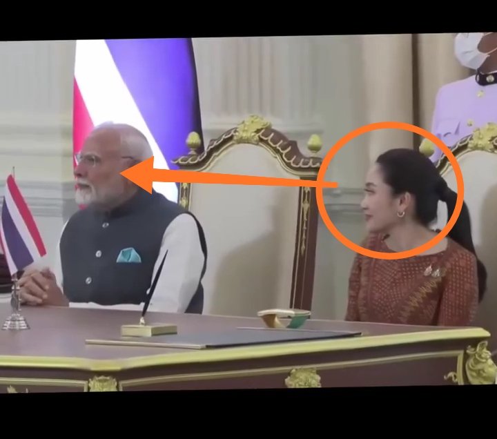 TrendingInfact's tweet photo. Agar yeh tasveer Italy pahuch gayi toh Modi ki class lagna tay! 😂 https://t.co/nrrPyXB5ae