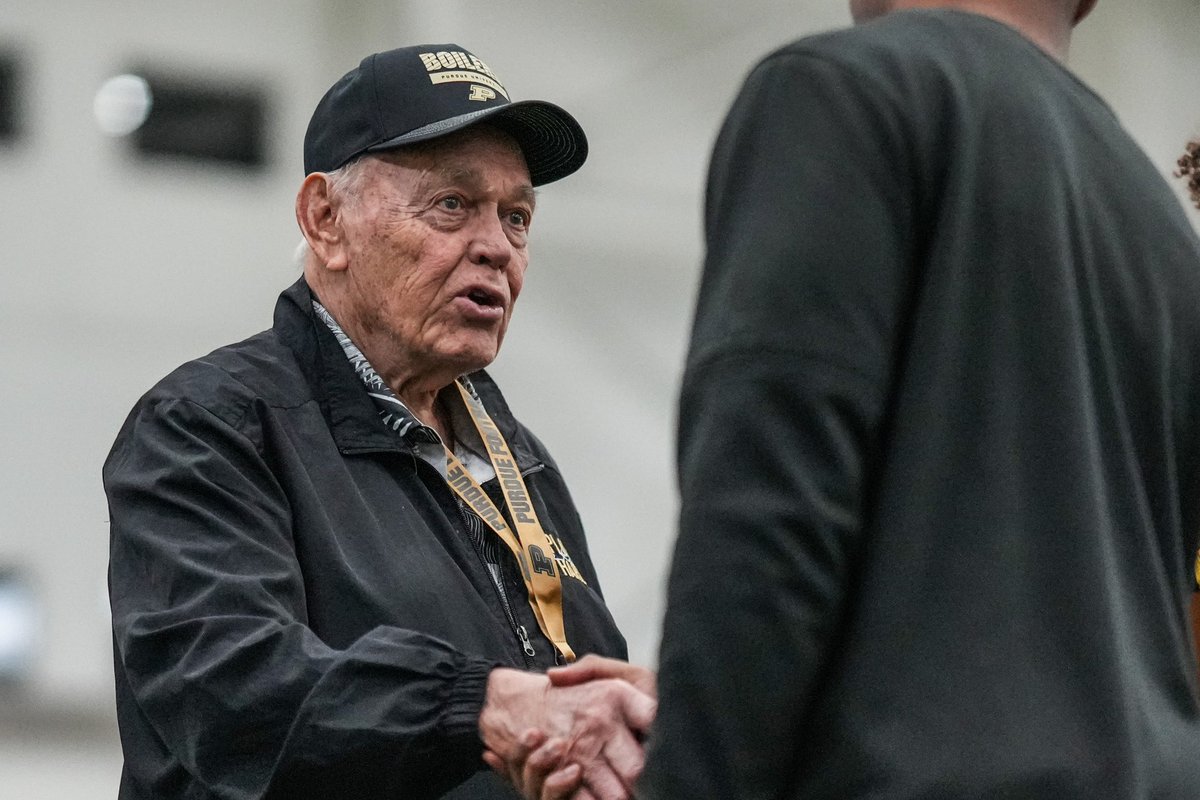 Purdue Football (@boilerfootball) on Twitter photo Had the pleasure of having a 1958 NFL Draft pick/<a href="/BoilerBall/">Purdue Men's Basketball</a> coaching legend out at practice today. Had the pleasure of having a 1958 NFL Draft pick/<a href="/BoilerBall/">Purdue Men's Basketball</a> coaching legend out at practice today.