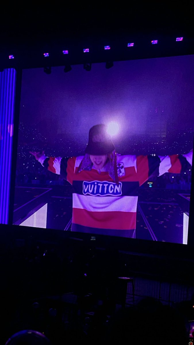 365juyo's tweet image. brought my eric pc to see just dance live #wehadfun 😭