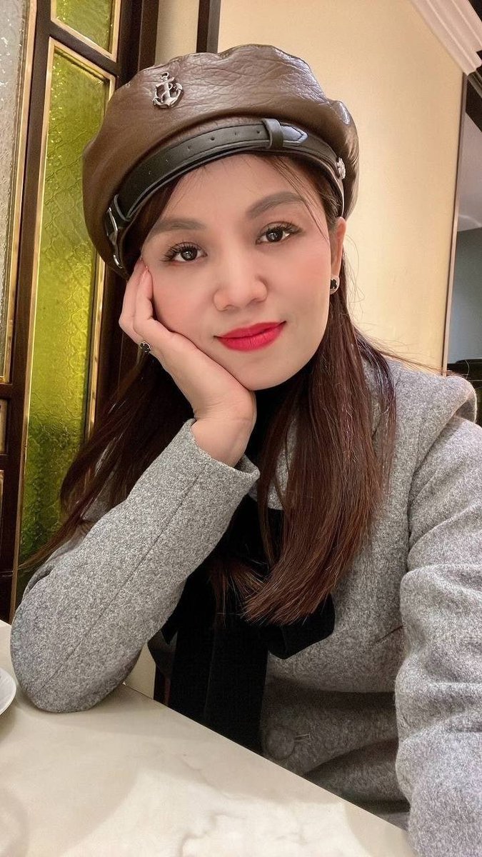 * Họ và tên : Nguyễn Thu Hà
* Giới tính: Nữ
* Năm sinh:  1986
* Quê quán: Thành Phố Hà Nội
* Công việc : Kế toán
* Nơi ở hiện tại ; Mỹ
* Tình trạng :  Đã Ly Hôn