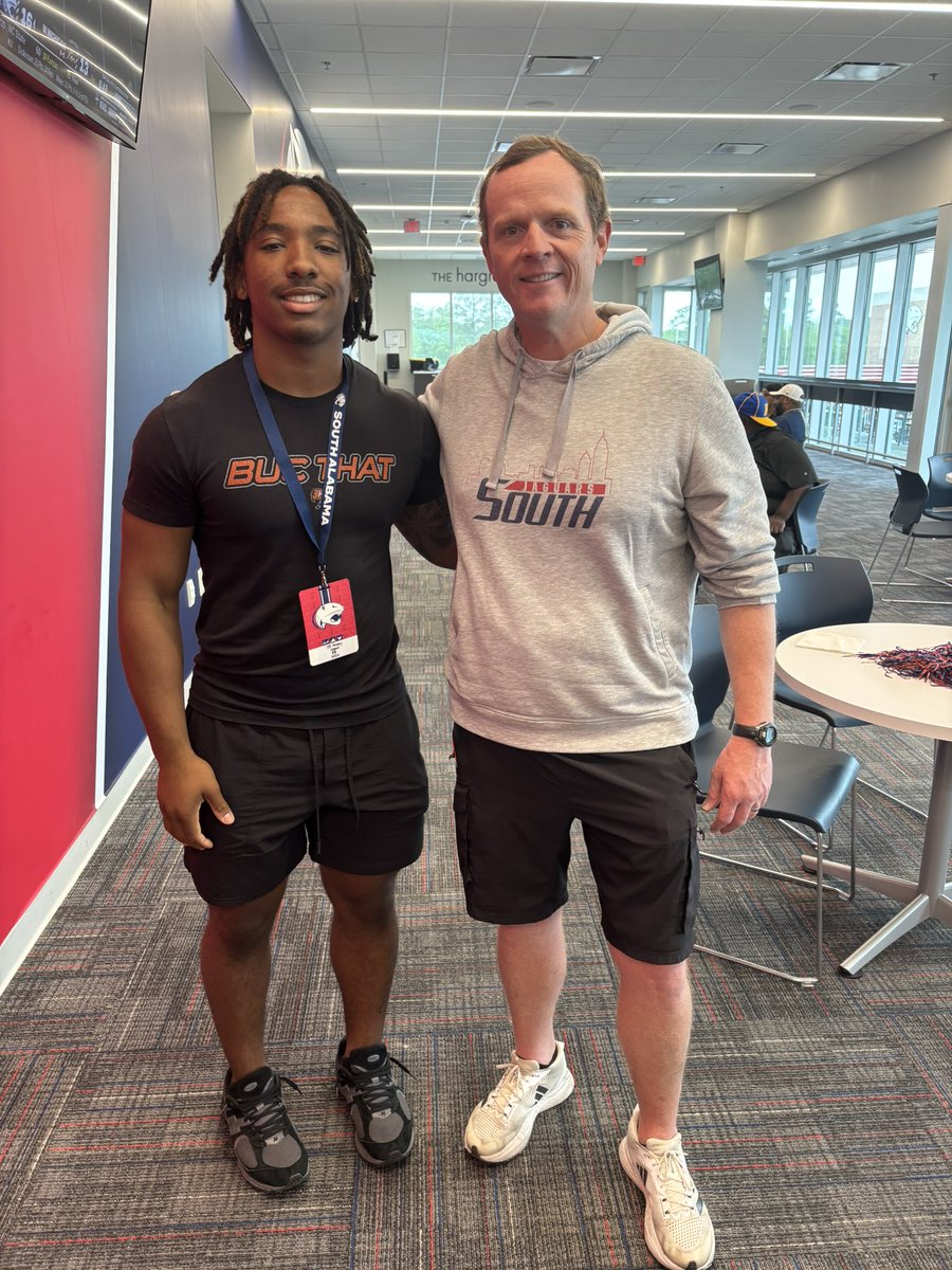 JR Mosley (@jrmosley3) on Twitter photo Had an amazing time at <a href="/SouthAlabamaFB/">South Alabama Football 🏈</a> today watching some great football and having some great conversations with coaches! Looking forward to coming back down.
<a href="/Trew30_/">Coach TREW</a> <a href="/Fobulous34/">Broderick Fobbs</a> <a href="/CoachApplewhite/">Major Applewhite</a> Had an amazing time at <a href="/SouthAlabamaFB/">South Alabama Football 🏈</a> today watching some great football and having some great conversations with coaches! Looking forward to coming back down.
<a href="/Trew30_/">Coach TREW</a> <a href="/Fobulous34/">Broderick Fobbs</a> <a href="/CoachApplewhite/">Major Applewhite</a>