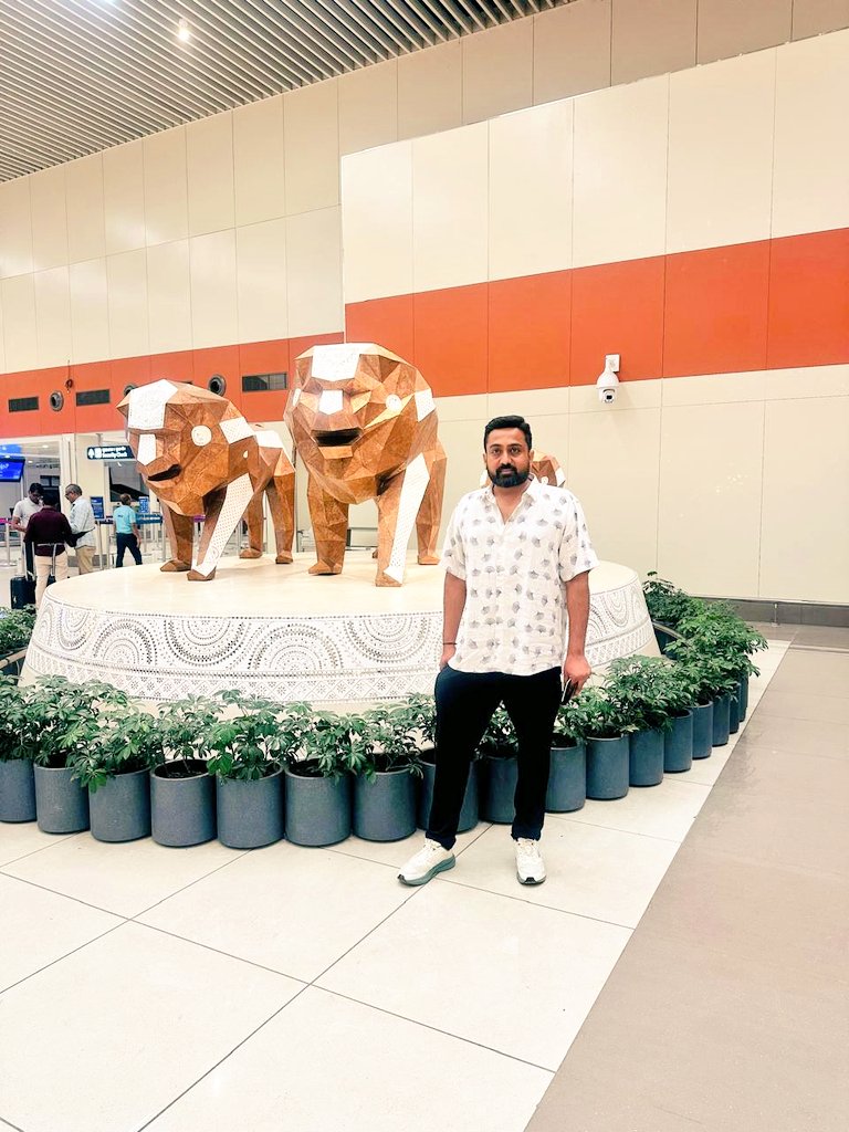 MayurKachhadia's tweet photo. #Ahmedabad #airport 

#international #TravelTown #TravelSmart #MayurKachhadia https://t.co/iEWCZvCyUc