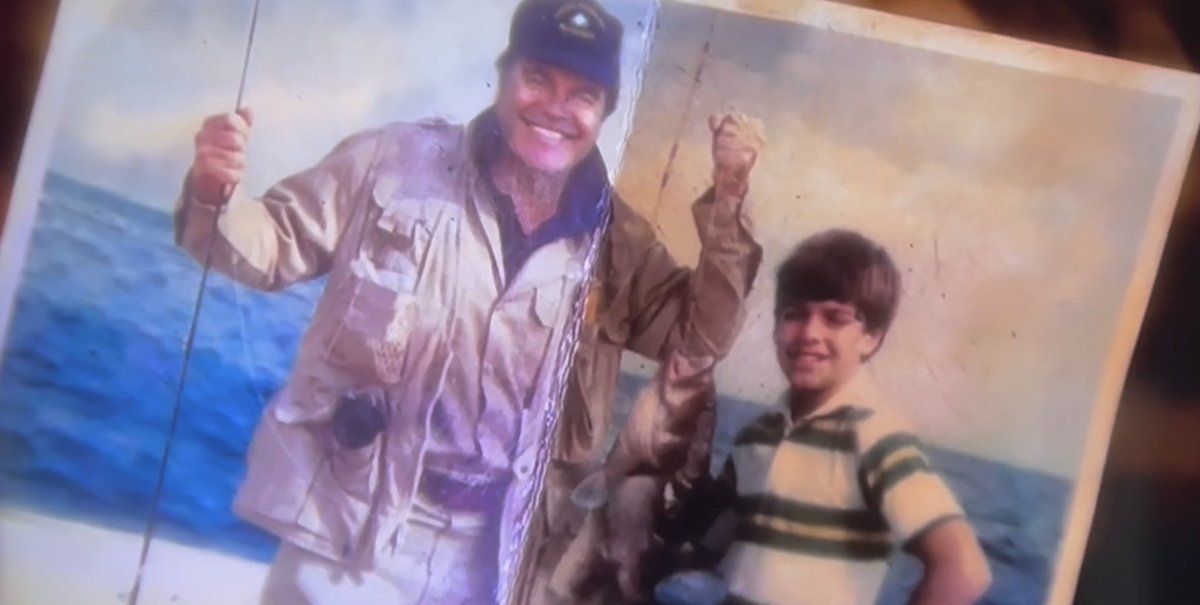 I love this photo!! 📸💙💙
This beautiful photo of Michael was also used in an episode of Bull 👓
#MichaelWeatherly💙
#NCIS #BULL