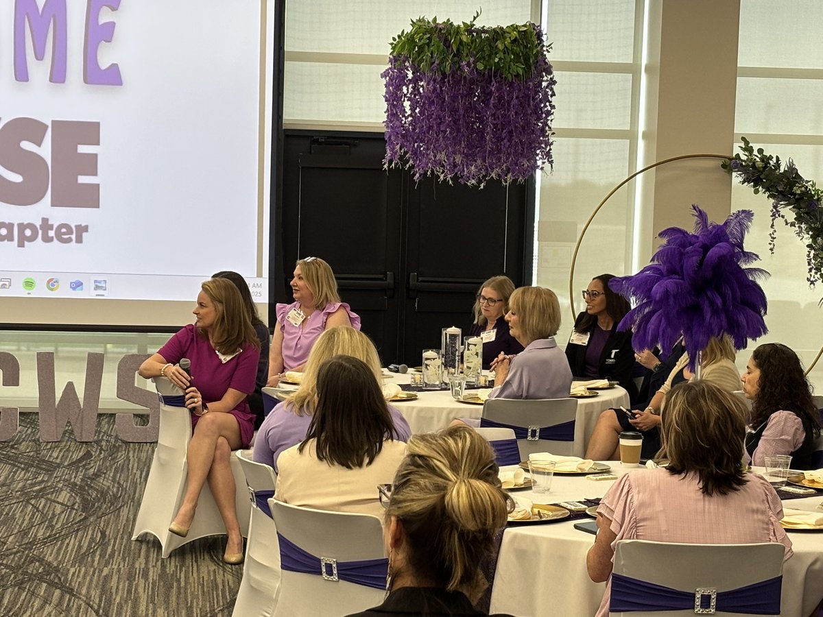 Jennifer Collier tweet media