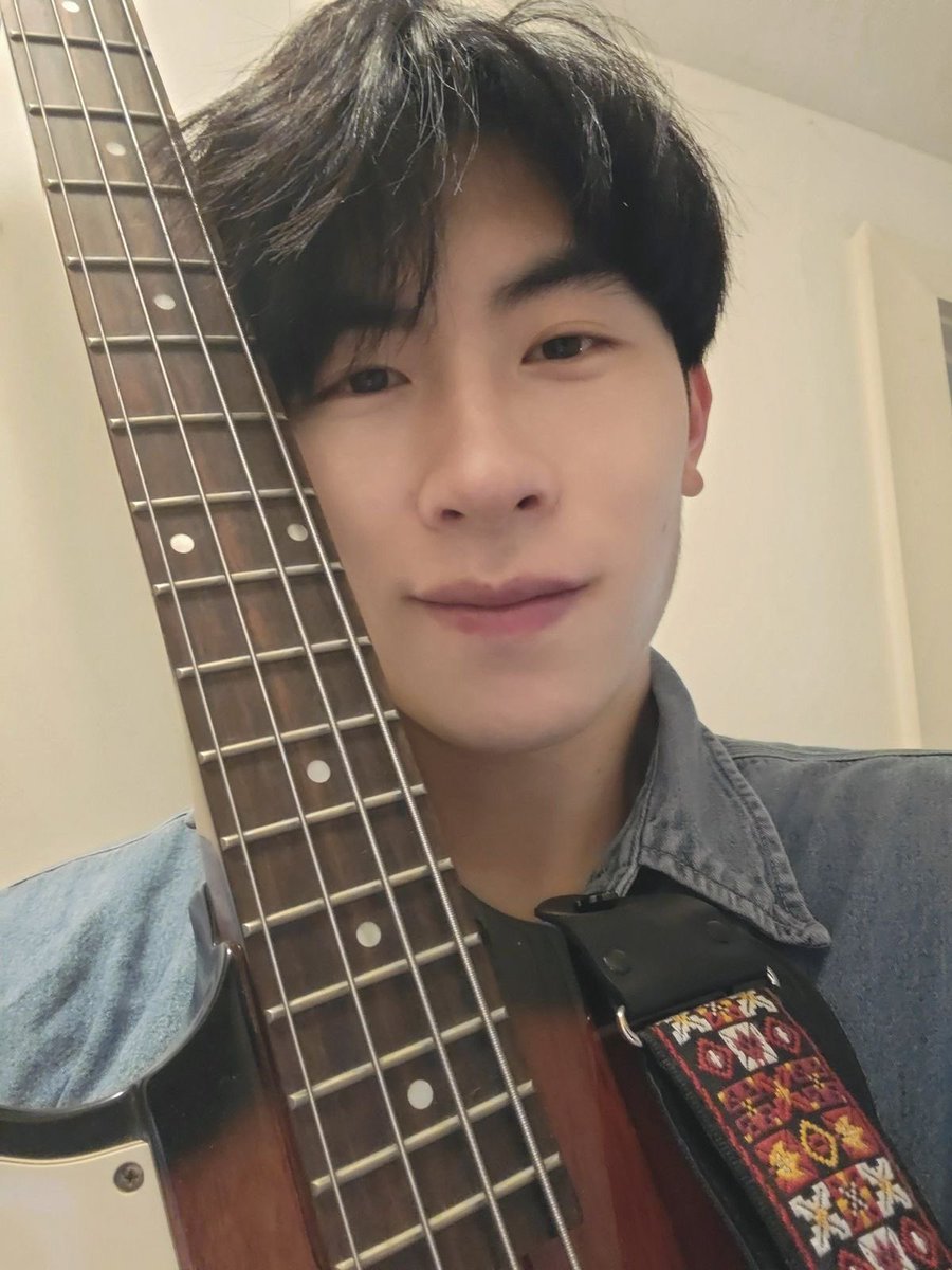 forelaya's tweet photo. HAPPY BIRTHDAY LEIII, love you so so much and i’m so proud of you, forever grateful for your existence 🥹 you’re such a sweetie and so amazingly talented, i can’t wait to see more, I LOVE YEWWWWW 💓
#HAPPYLEIDAY #LEIBUNNYDAY #LEILEIDAY https://t.co/fLNJjHAK2W