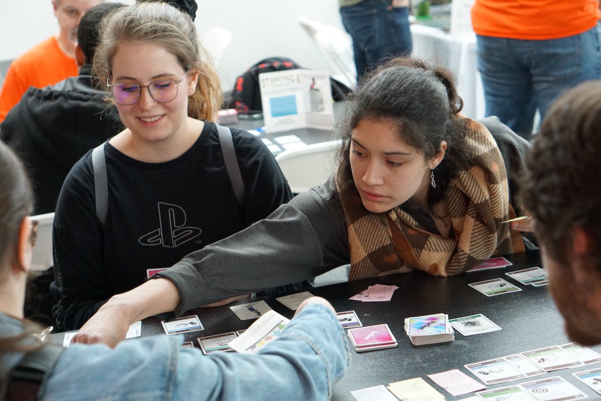 LiTabletop's tweet image. Get ready to draw your cards @LiTabletop 🃏 ♦️ ♠️ ❤️