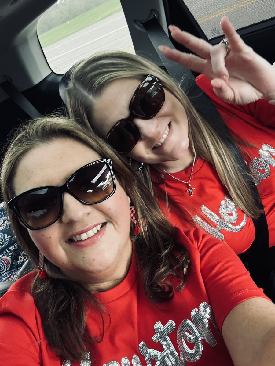 San Antonio bound! Let’s go <a href="/UHouston/">University of Houston</a> 🏀🏀 #FinalFour #GoCoogs #ForTheCity