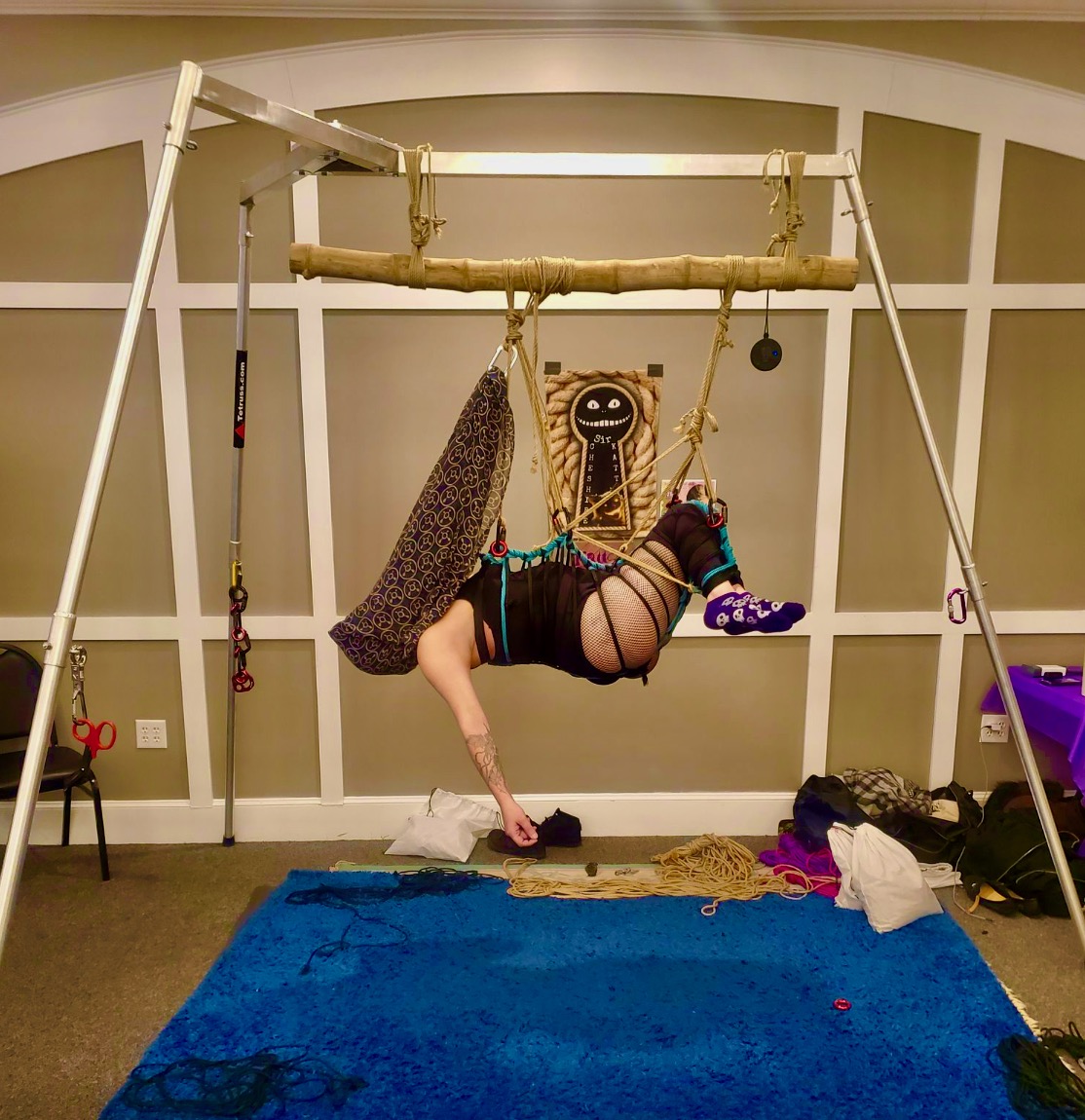 Rig: Tetruss Bamboo. Rigging @ Kattscorner Model: LadyTigris see more pics and all our suspension rigs at Tetruss.com #japanshibari #shibari #kinbaku #rope #ropebondage #ropelove #japaneseropestyle #tiedup #submission #japaneseropebondage #bdsm #bondage #slave