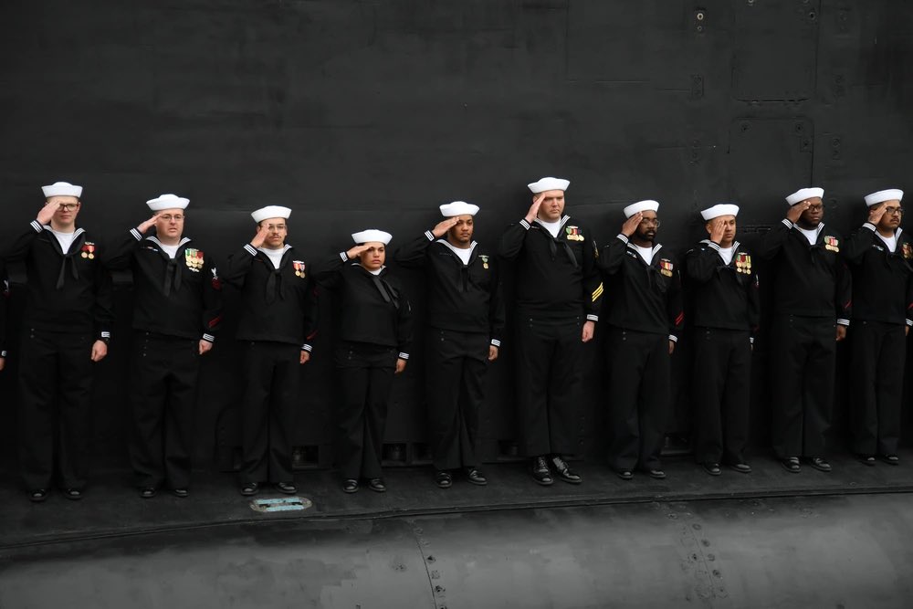 USFleetForces's tweet image. Welcome to the fleet! 

📍 GROTON, Conn. – The Navy commissioned its 24th Virginia-class fast-attack submarine, USS Iowa (SSN 797), in a traditional ceremony held April 5, at Naval Submarine Base New London