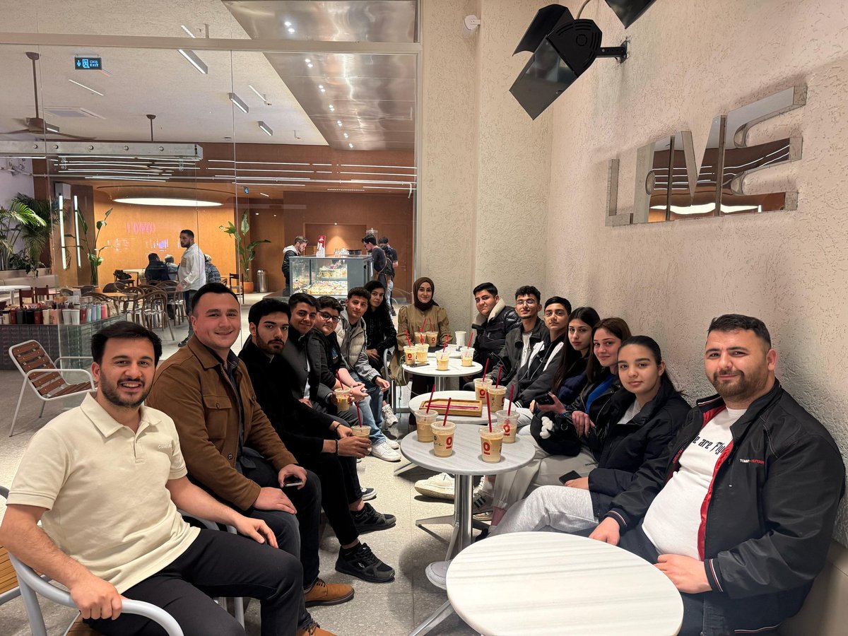 Yasin Tanrısevdi (@yasin_sevdi) on Twitter photo 📍 Mekanda online #Espressolab 😊
Mekandayız...😉
Milli ve yerli üretimi desteklemeye devam edeceğiz. ☕️✨
#MilliDestekVakti🇹🇷
<a href="/fmfedaioglu/">Fatih Muhaddis FEDAİOĞLU</a>
<a href="/avmustafadurmus/">Av. Mustafa Durmuş</a>
<a href="/TutakHasan27/">tutakhasan</a>
<a href="/akgenclik27/">AK Gençlik Gaziantep</a> 📍 Mekanda online #Espressolab 😊
Mekandayız...😉
Milli ve yerli üretimi desteklemeye devam edeceğiz. ☕️✨
#MilliDestekVakti🇹🇷
<a href="/fmfedaioglu/">Fatih Muhaddis FEDAİOĞLU</a>
<a href="/avmustafadurmus/">Av. Mustafa Durmuş</a>
<a href="/TutakHasan27/">tutakhasan</a>
<a href="/akgenclik27/">AK Gençlik Gaziantep</a>