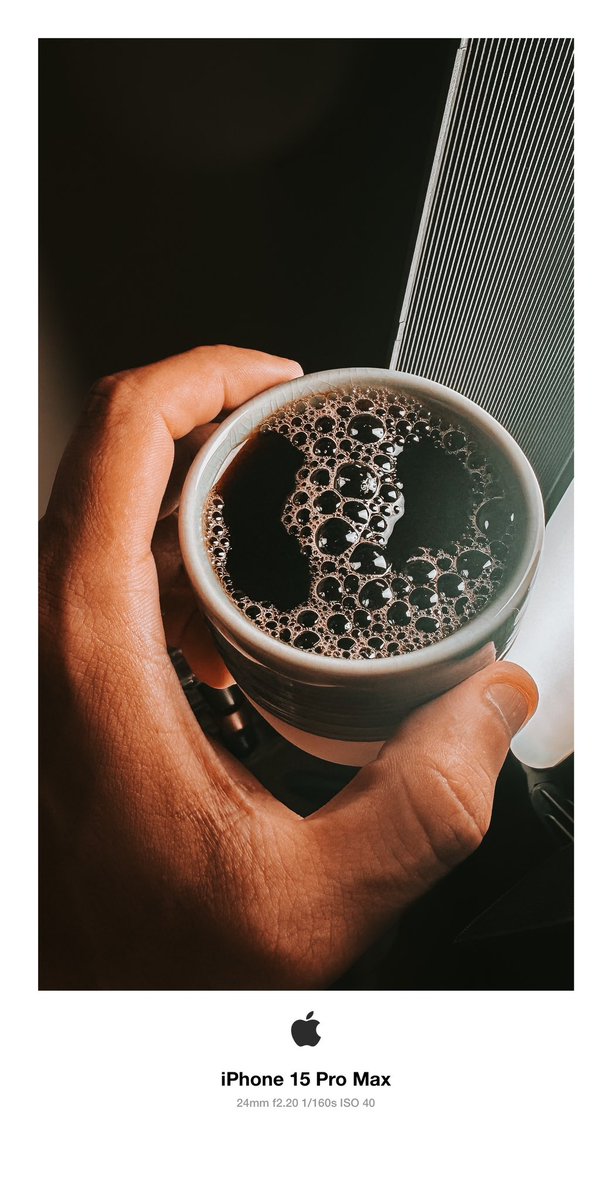 ثم يأتيك هدوء الليل ،
ليثبت لك أن الضجـّه بداخلك .. و ليسـت من حولك .