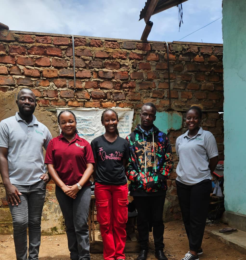 Through our Empower Her program, we conducted interactive sessions focused on purposeful empowerment centered around financial literacy and business growth. Our goal is to promote economic sustainability for teenage mothers running small businesses. 
#EmpowerHer