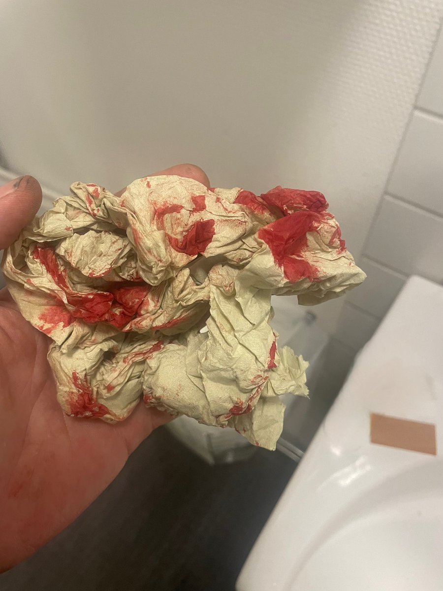 Pecka Promille tweet media