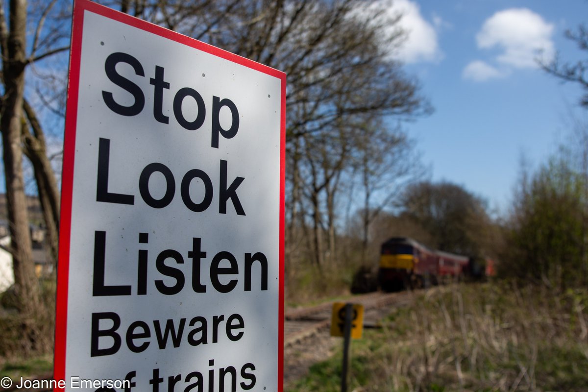 Joanne Emerson (@remenos) on Twitter photo Some shots from today's <a href="/PathfinderTours/">Pathfinder Railtours</a> railtour from Gloucester to Stanhope on the Weardale Railway <a href="/RailwayTrust/">WeardaleRailwayTrust</a> Saturday 5 April 2025 #femalerailwayphotographer #heritagerailways #ukrailways #class47 #class31 Some shots from today's <a href="/PathfinderTours/">Pathfinder Railtours</a> railtour from Gloucester to Stanhope on the Weardale Railway <a href="/RailwayTrust/">WeardaleRailwayTrust</a> Saturday 5 April 2025 #femalerailwayphotographer #heritagerailways #ukrailways #class47 #class31