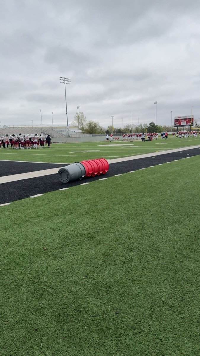 Thank you <a href="/Coach_Indy/">Indy Siehndel</a> and SNU football for having me! It was a great experience and the environment was amazing🔥⚡️