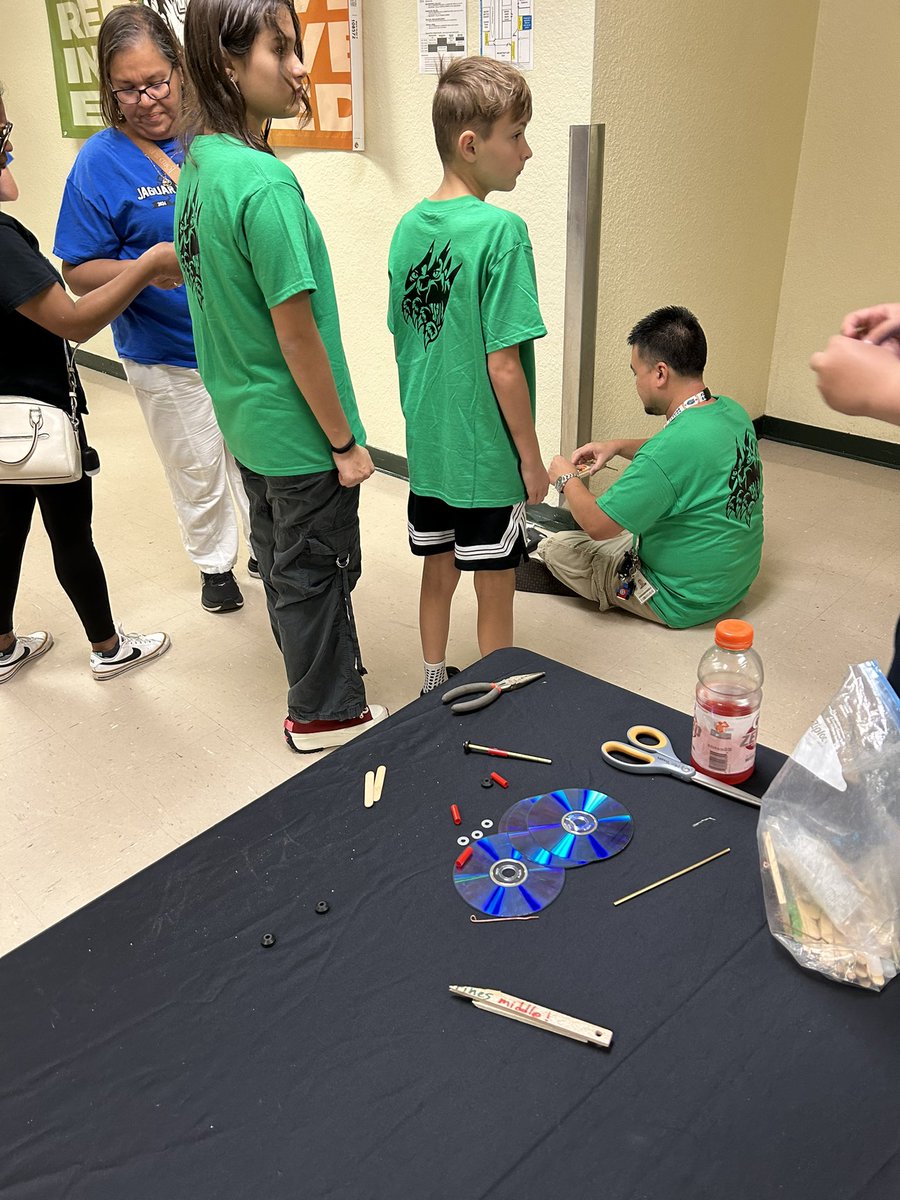 BrowardSTEM's tweet image. Today @browardschools #stemsaturday focused on teamwork, support, and problem solving #SECME @PinesPanthers &amp;amp; @OrangeBowlCares @BrowardEdFound @ftlwarmemorial #HandsOnFun @basestem @STEMecosystems @BCPSAppLearn @HowardHepburn #STEMisEverywhere