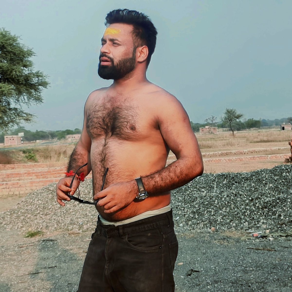 तेरे बदलने का दुख नहीं है मुझको, मैं तो अपने यकीन पर शर्मिंदा.