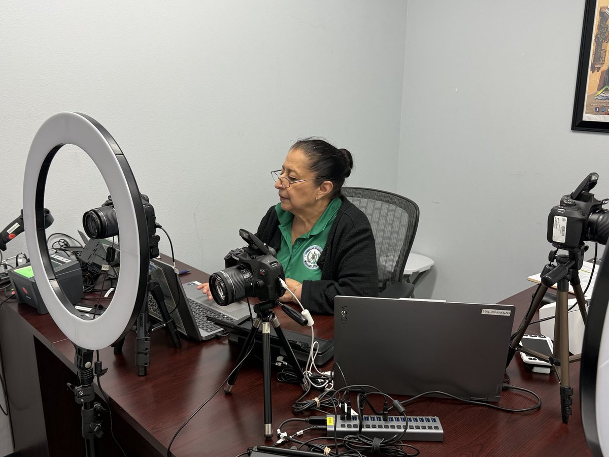 <a href="/ConsGuaMcAllen/">Cons Gua McAllen</a> asistiendo a la comunidad guatemalteca con servicios protección consular, documentación, registro civil, inscripciones de nacimiento y matrimonio, durante el Sábado Consular del mes de abril 2025.
#GuatemalaCercaDeTi 🇬🇹