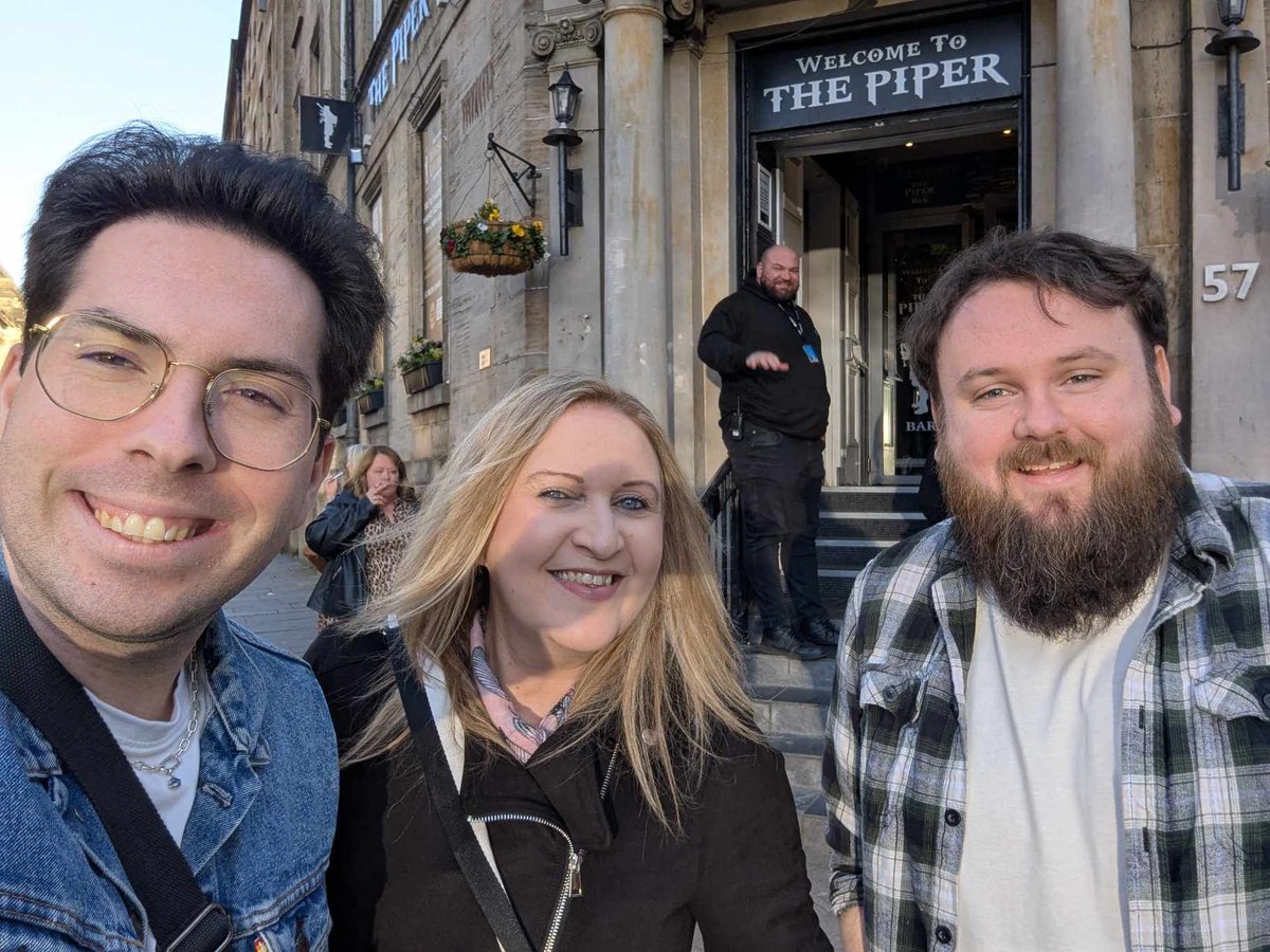 Victoria Barnett tweet media