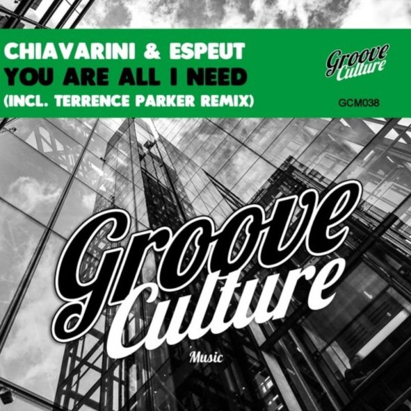 theSOUND_BOX's tweet image. Maintenant: Michele Chiavarini, Andre Espeut - You Are All I Need (Chiavarini&apos;s Heat Rub) #soulfulhouse #music on 
The Sound-Box ::: #housemusic #radio online 🎧✨️🎶 mytuner-radio.com/fr/radio/the-s…