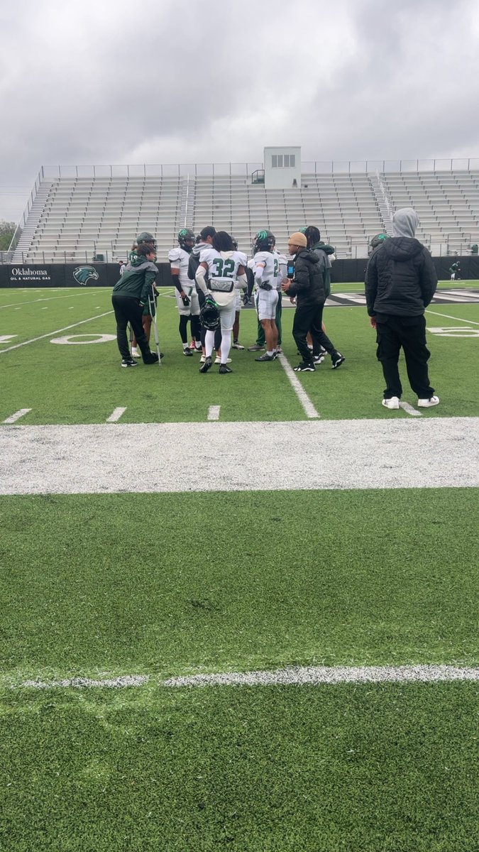 aziahbigby13's tweet image. Had a Great time at NSU cant wait to be back! @Coach_TDaniels @CoachChev6 @chev06_ @JonJonthagreat #WorkWins