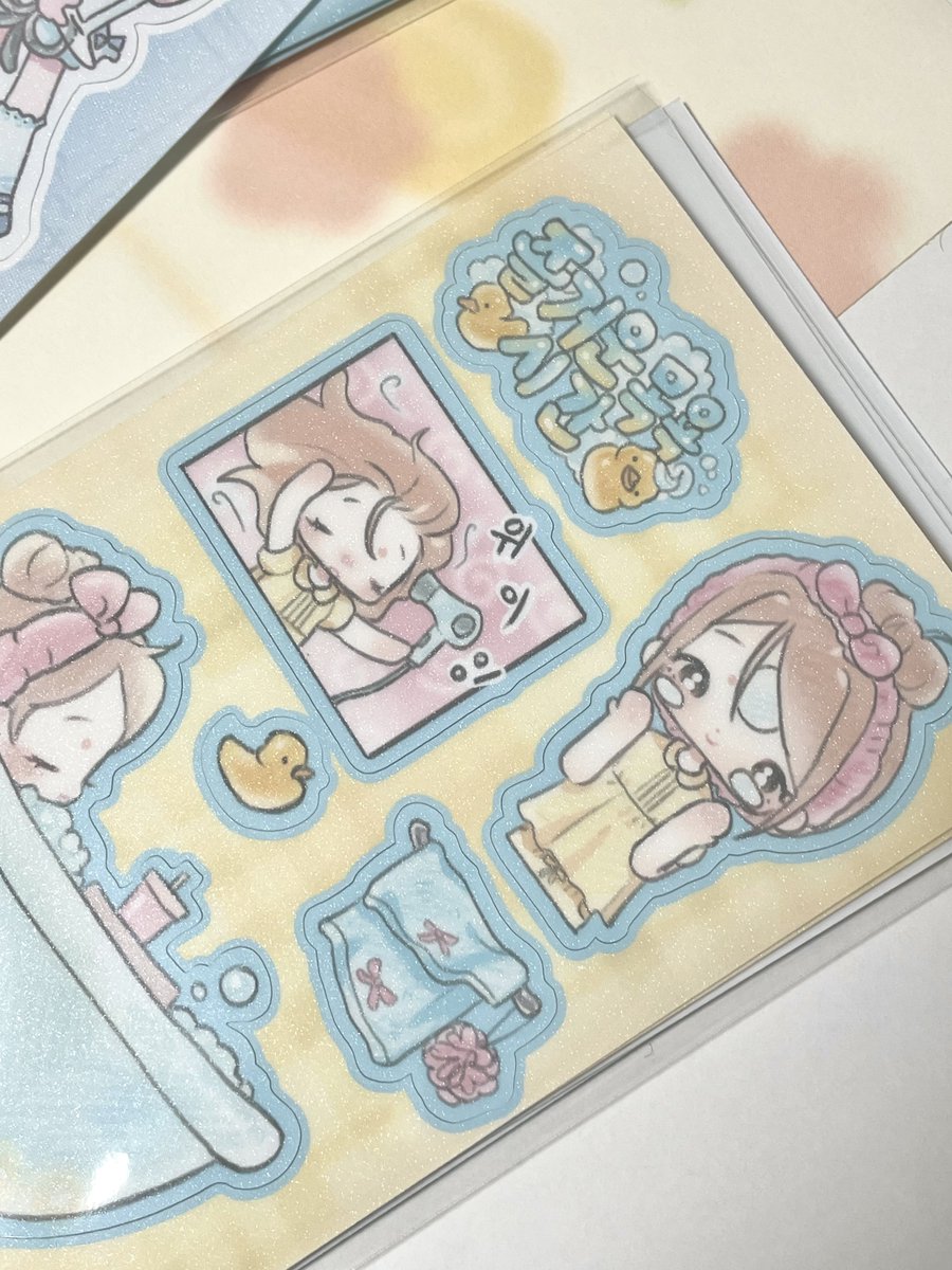 #rt추첨

늦었지만 좋은날을 기념하며 RT추첨
이번 4월 신상팩 1분께 보내드릴게요 ^\\\^

드디어 제대로 된 25년을 보낼수있을것같아
안심이됩니다. 모두 즐거운 일만 있길 (৹ᵒ̴̶̷᷄ ᴗ ᵒ̴̶̷᷅৹)