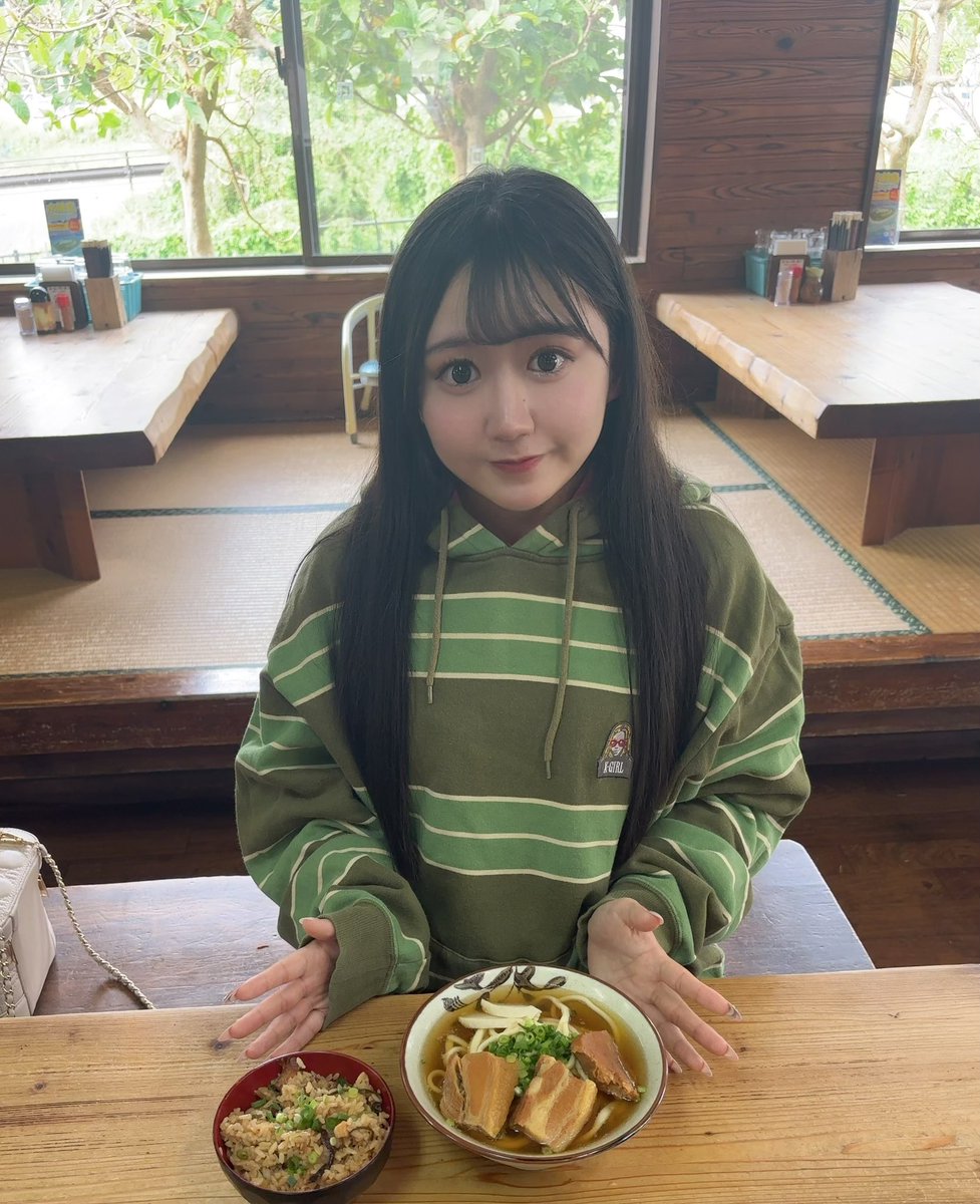 おはよ☀沖縄そばとじゅーしー美味しすぎた😋💞