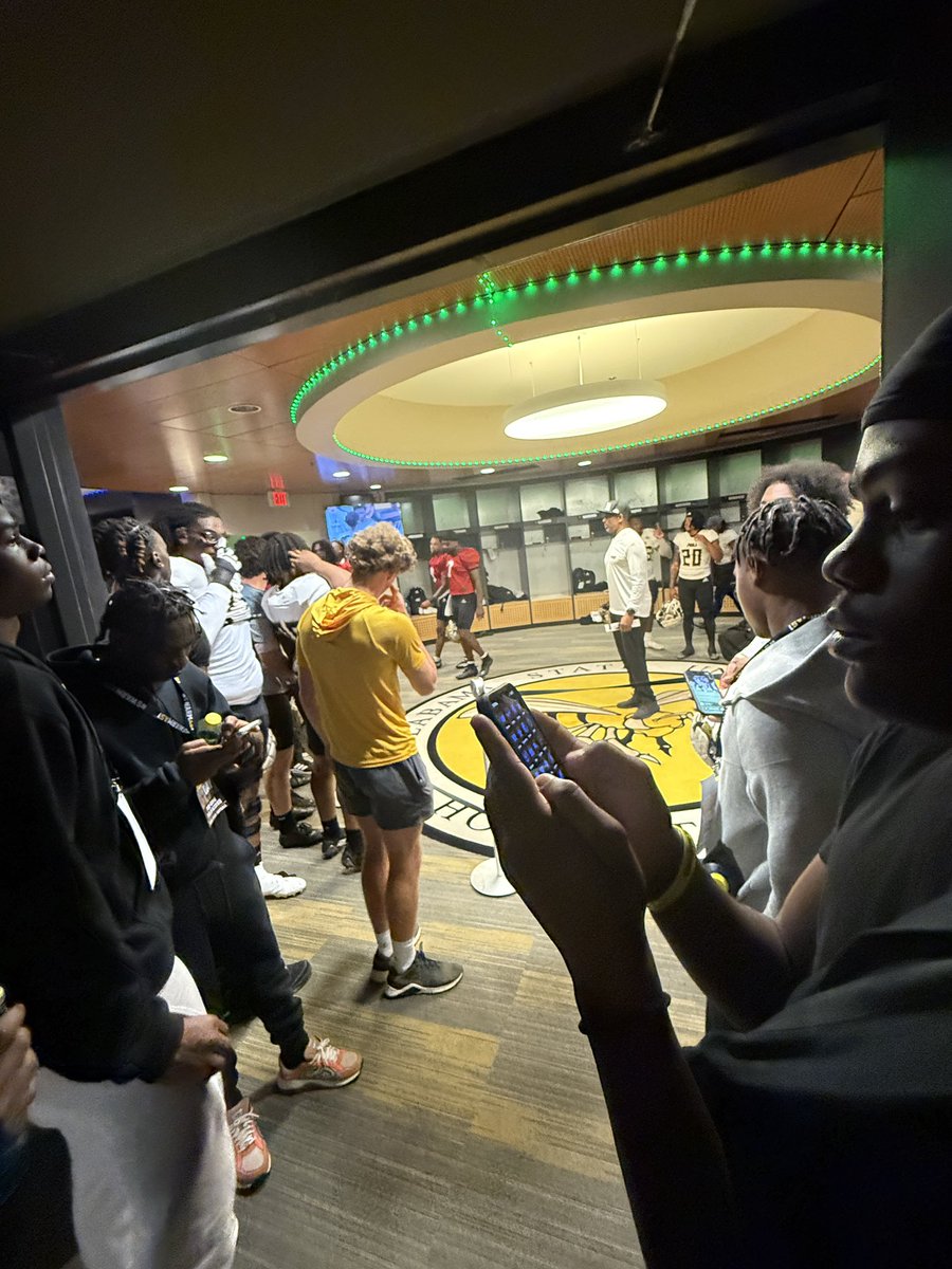 Lavaris Harris⭐️ (@2trillvaris) on Twitter photo I had a great visit <a href="/BamaStateFB/">Alabama State Football</a> got to meet some amazing coaches <a href="/CoachSaeed1/">Coach Saeed Lee</a> <a href="/erob50/">Coach Eddie Robinson Jr.</a> <a href="/CoachLockdown23/">Ronnie Scott</a> <a href="/Coach_Pasley/">John Pasley</a> <a href="/coach_gresham/">Billy Gresham</a> and more <a href="/BamaStRecruits/">Bama State FB Recruiting</a> <a href="/RecruitGeorgia/">Recruit Georgia</a> #SWARMAS1 I had a great visit <a href="/BamaStateFB/">Alabama State Football</a> got to meet some amazing coaches <a href="/CoachSaeed1/">Coach Saeed Lee</a> <a href="/erob50/">Coach Eddie Robinson Jr.</a> <a href="/CoachLockdown23/">Ronnie Scott</a> <a href="/Coach_Pasley/">John Pasley</a> <a href="/coach_gresham/">Billy Gresham</a> and more <a href="/BamaStRecruits/">Bama State FB Recruiting</a> <a href="/RecruitGeorgia/">Recruit Georgia</a> #SWARMAS1